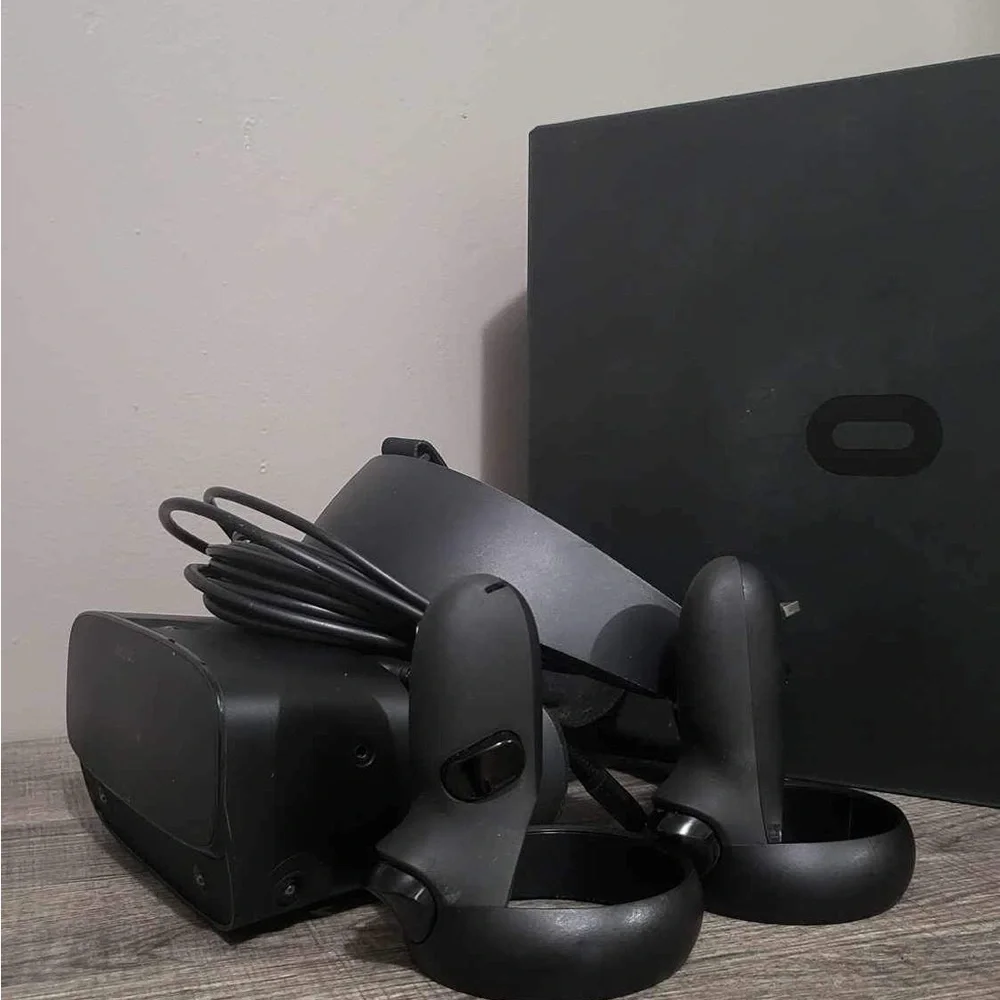 Oculus Riftft S for PC Works great, justt don’t use it have a newer version.